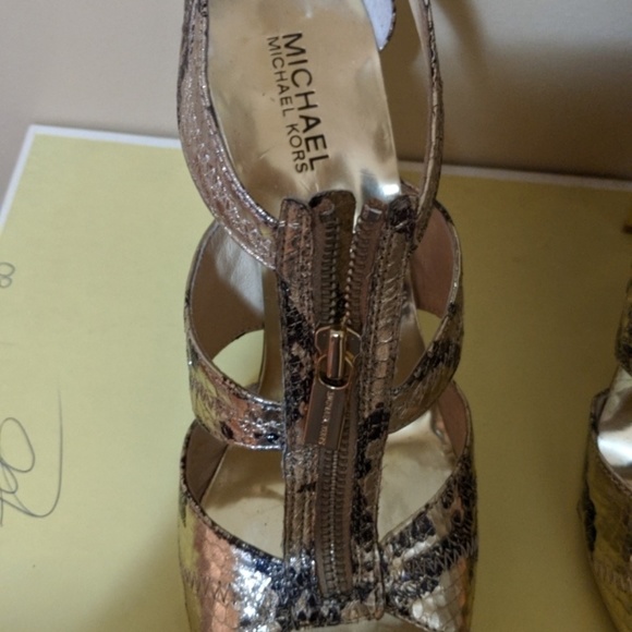 Michael Khors Berkley T Strap (Genuine Snake) - Picture 3 of 6